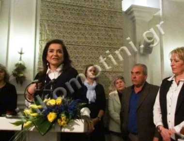 Η Ν.Μπακογιάννη αποκαλεί τον Π.Καμμένο ... γελοίο γιατί δεν συμφώνησε με τον ΥΠΕΞ για το Σκοπιανό (βίντεο)